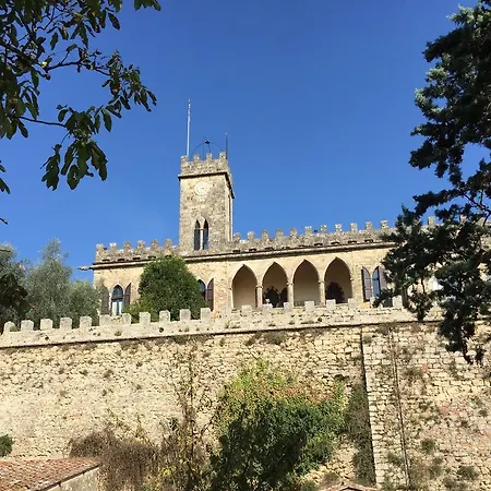 Castello Di Badia La Loggia * פוג'יבונסי